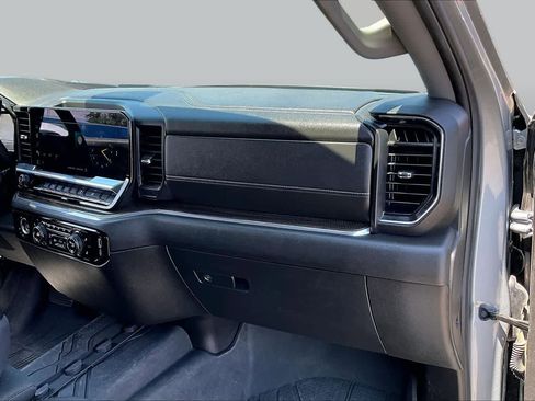 Used 2024 Chevrolet Silverado 1500 LT w/ Protection Package RWD image 18
