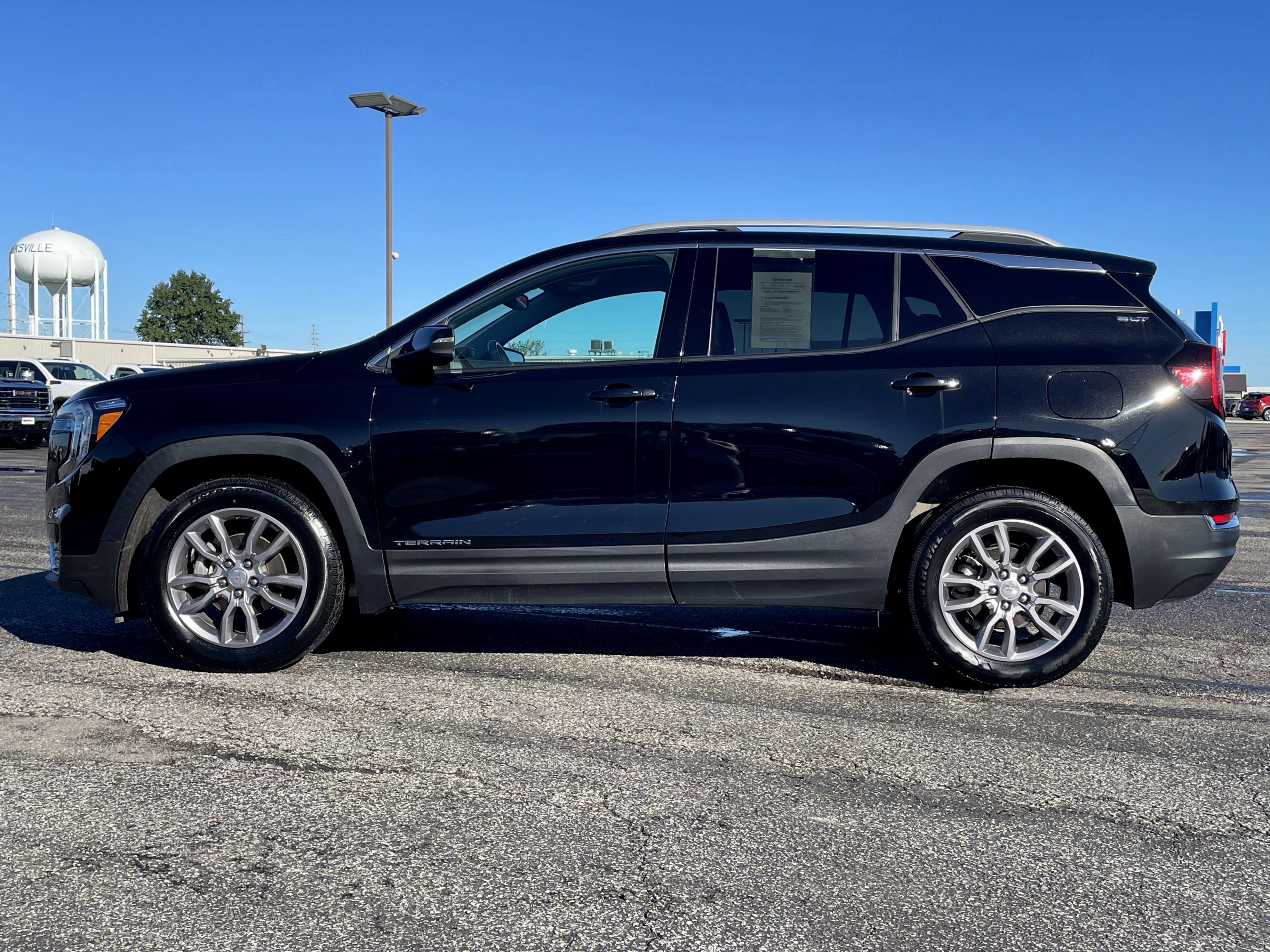 Certified 2022 GMC Terrain SLT AWD/4WD image 7