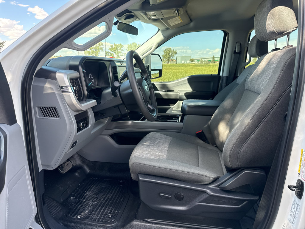 Used 2026 Ford F350 XLT AWD/4WD image 14