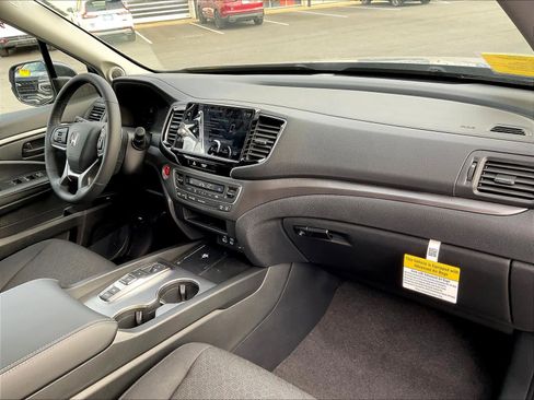New 2026 Honda Ridgeline Sport image 10