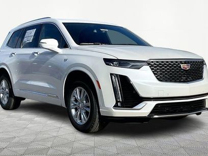 New 2025 Cadillac XT6 Luxury