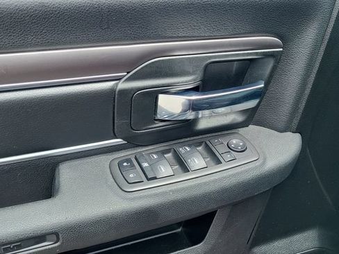 Used 2024 RAM 1500 Warlock RWD image 21