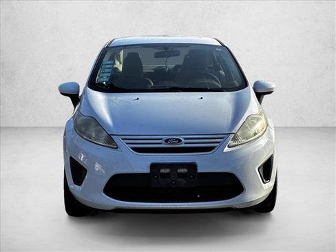 Used 2013 Ford Fiesta S image 2