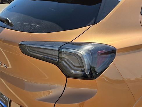 Used 2026 Buick Encore GX Avenir w/ Avenir Technology Package FWD image 12