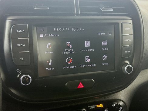 Used 2024 Kia Soul LX w/ Option Group 015 image 19