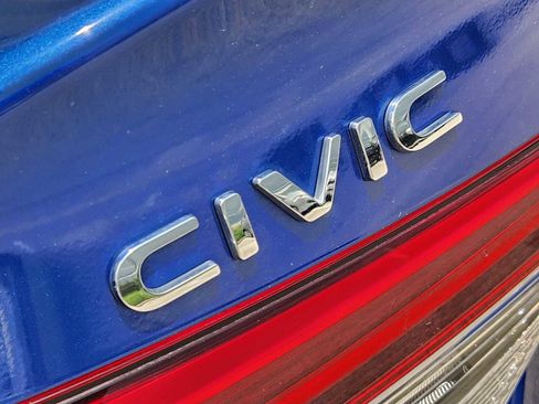 Used 2024 Honda Civic Sport image 12