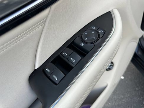 Used 2023 Buick Envision Preferred AWD/4WD image 11