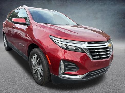Used 2024 Chevrolet Equinox Premier AWD/4WD image 4