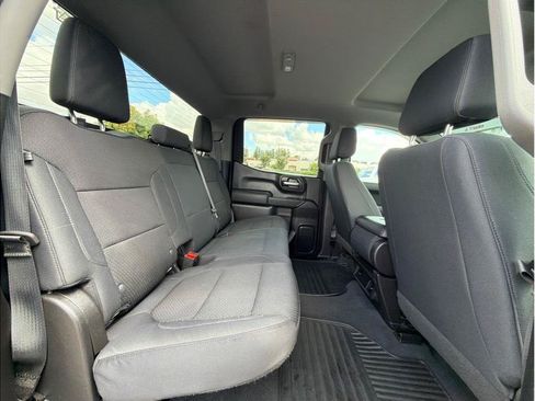 Used 2019 Chevrolet Silverado 1500 Custom Trail Boss w/ Custom Convenience Package AWD/4WD image 11