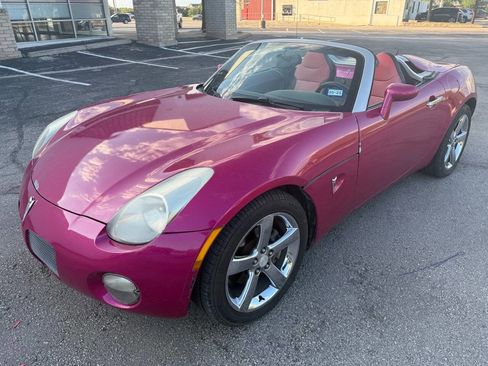 Used 2008 Pontiac Solstice Convertible w/ Premium Package image 11