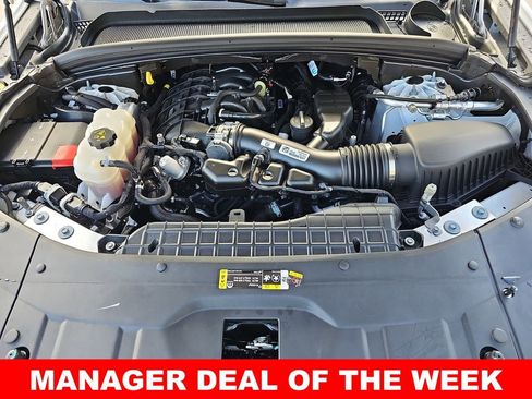 Used 2023 Jeep Grand Cherokee Limited w/ Luxury Tech Group II image 33