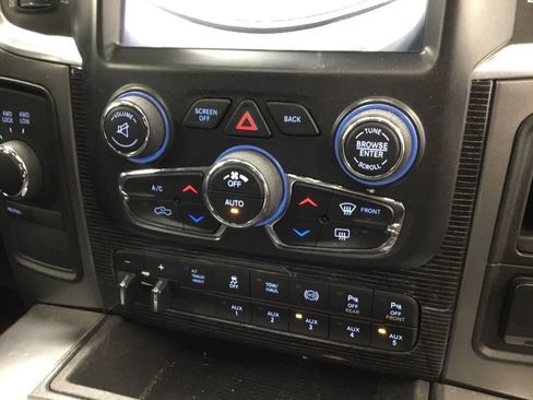 Used 2018 RAM 3500 Laramie Longhorn image 29