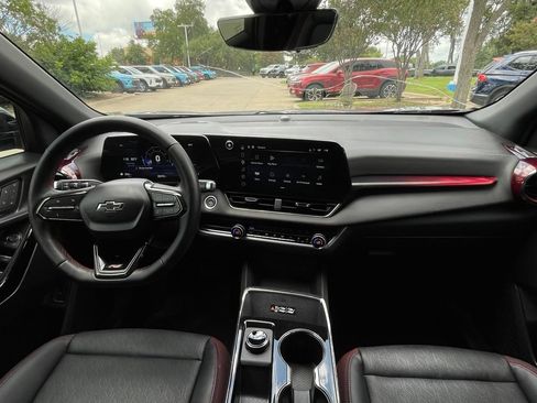 Used 2025 Chevrolet Equinox RS w/ Safety and Technology Package FWD image 11