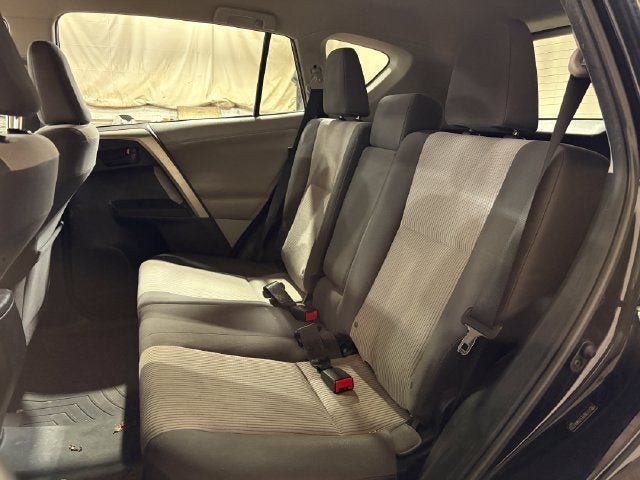 Used 2013 Toyota RAV4 LE AWD/4WD image 13