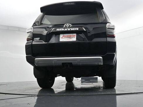 Used 2023 Toyota 4Runner TRD Off-Road Premium AWD/4WD image 40
