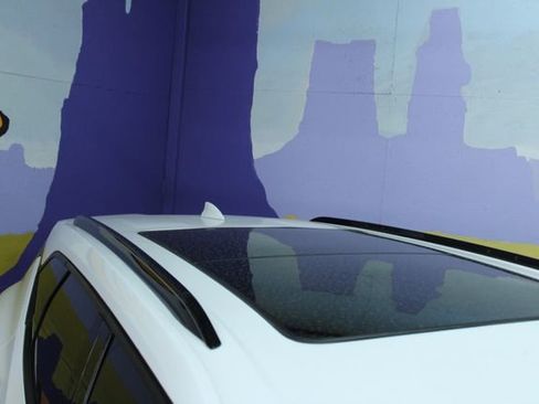 Used 2023 Chevrolet Blazer LT image 5