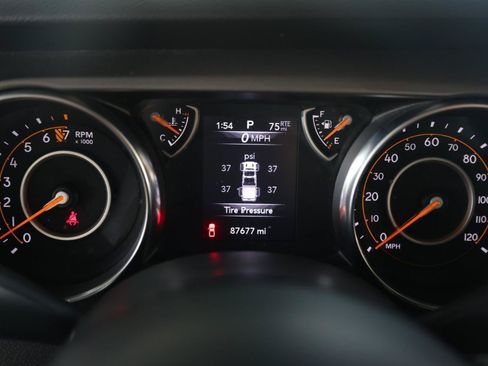 Used 2023 Jeep Gladiator Sport AWD/4WD image 21
