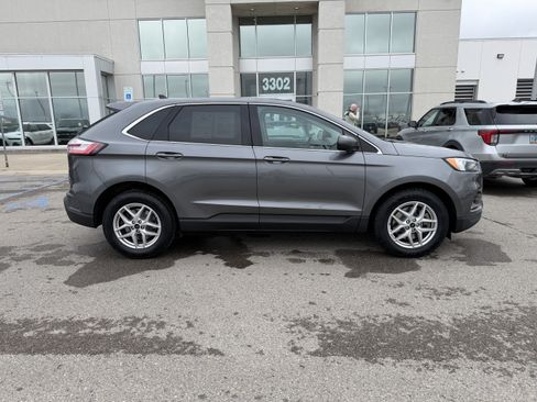 Certified 2023 Ford Edge SEL w/ Convenience Package AWD/4WD image 9