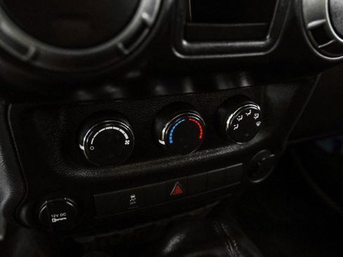 Used 2018 Jeep Wrangler Sport image 20