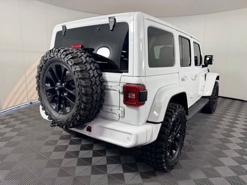Used 2020 Jeep Wrangler Unlimited Sahara AWD/4WD image 8