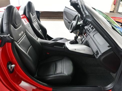 Used 2007 Saturn Sky Red Line RWD image 36