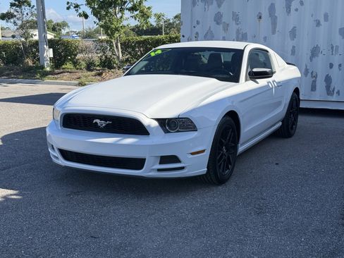 Used 2014 Ford Mustang Coupe w/ FP6 Appearance Package RWD image 7