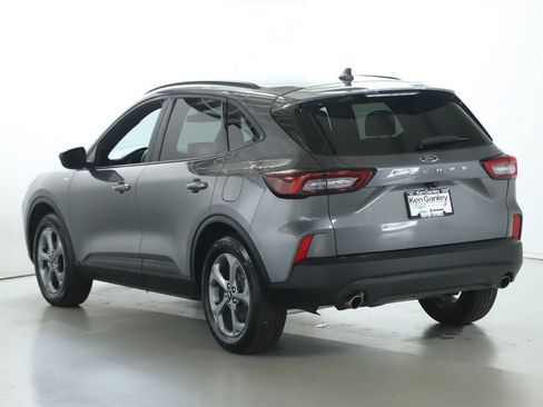 Used 2025 Ford Escape ST-Line FWD image 39
