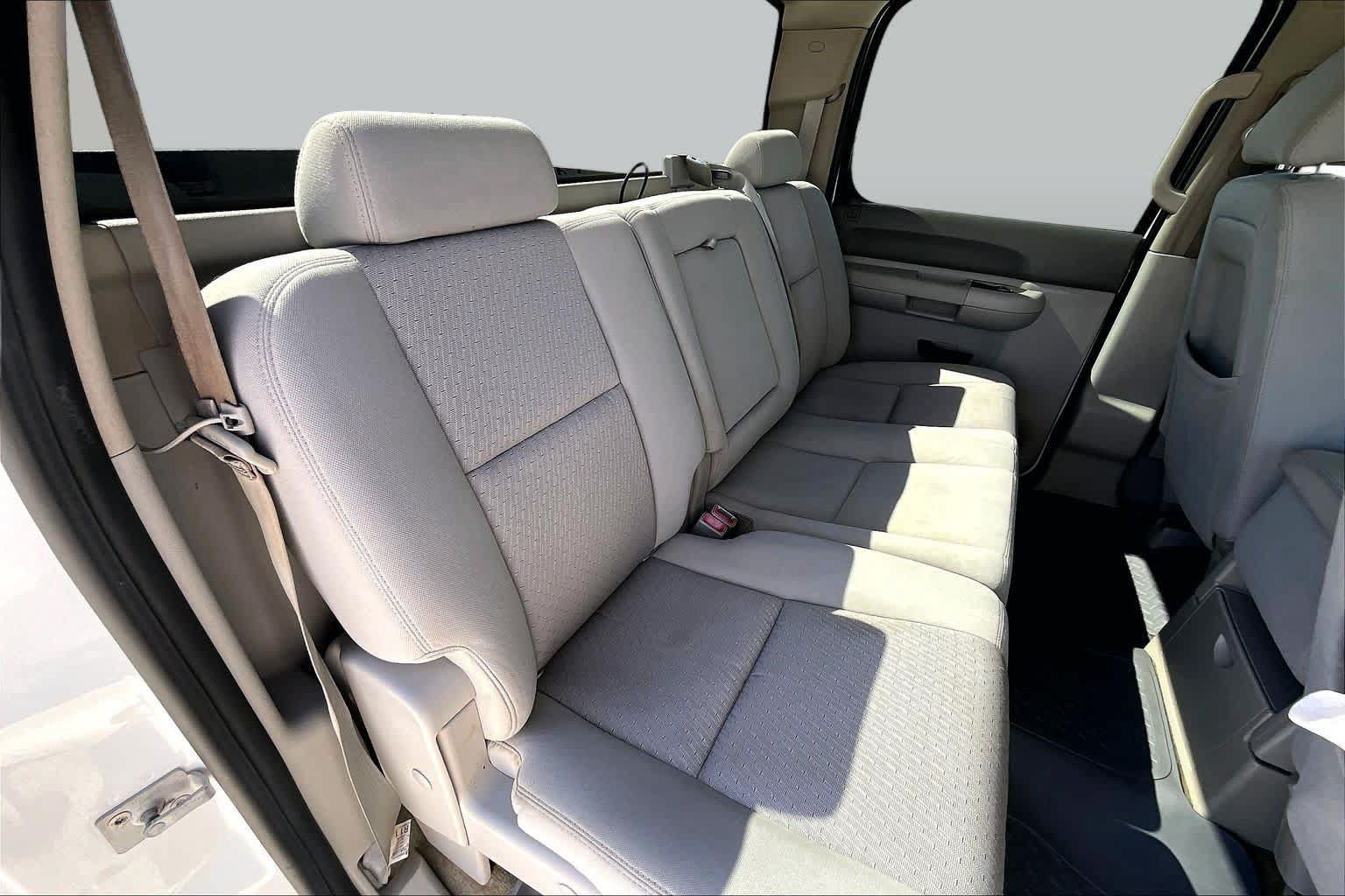 Used 2011 GMC Sierra 1500 SLE w/ Regional Value Package RWD image 17