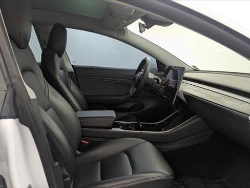 Used 2019 Tesla Model 3 Long Range RWD image 19