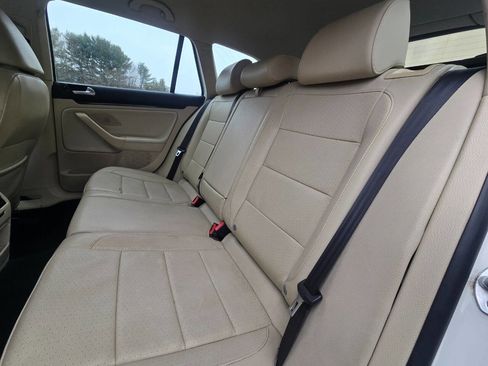 Used 2014 Volkswagen Jetta SE image 33