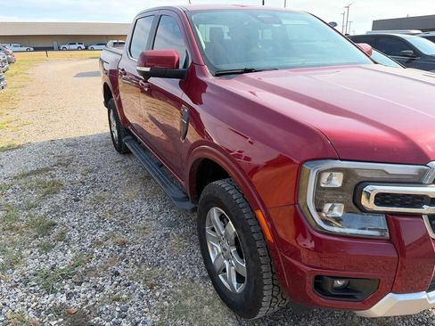 Used 2025 Ford Ranger Lariat w/ FX4 Off-Road Package AWD/4WD image 3