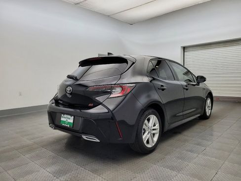 Used 2019 Toyota Corolla SE w/ SE Option Package image 9