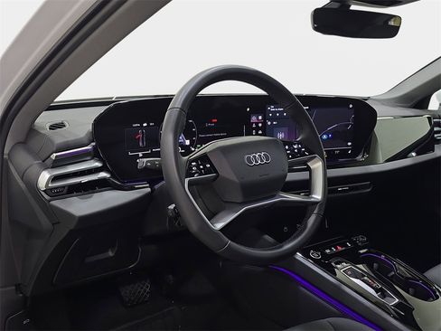 Used 2025 Audi A5 2.0T Premium w/ Convenience Package image 18