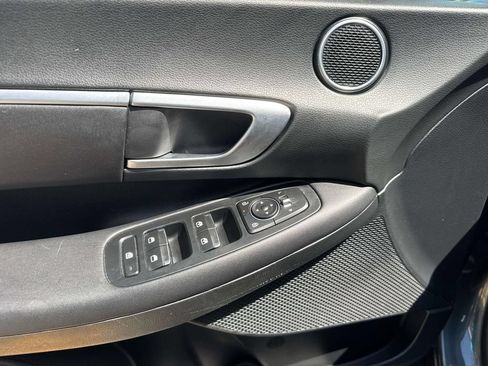 Used 2025 Hyundai Sonata SEL FWD image 20