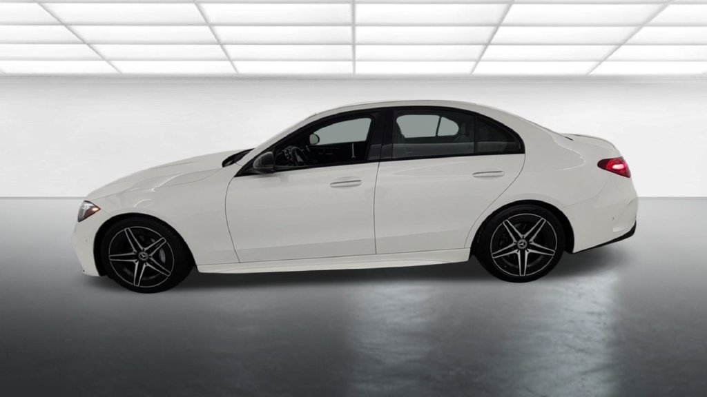 Used 2022 Mercedes-Benz C 300 4MATIC Sedan image 4