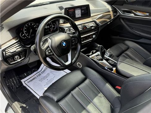 Used 2018 BMW 540i RWD image 18