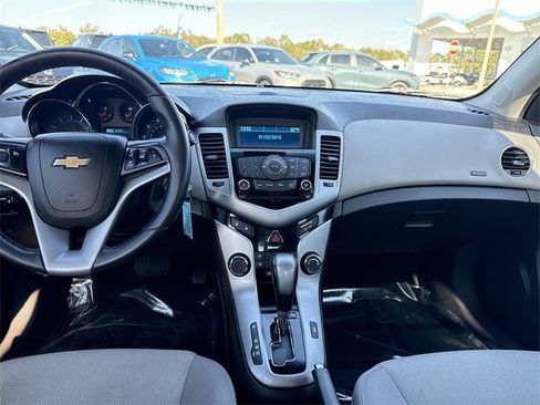 Used 2014 Chevrolet Cruze LT w/ RS Package image 22