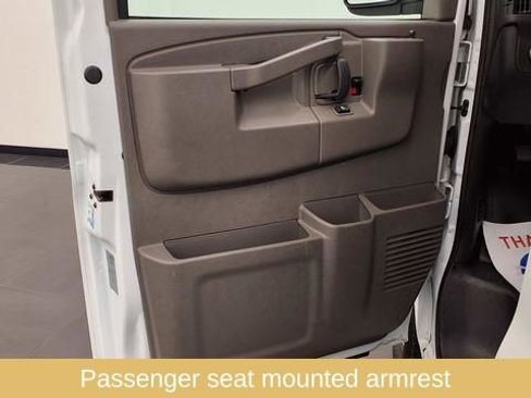 Used 2025 Chevrolet Express 3500 Work Van w/ Driver Convenience Package image 23