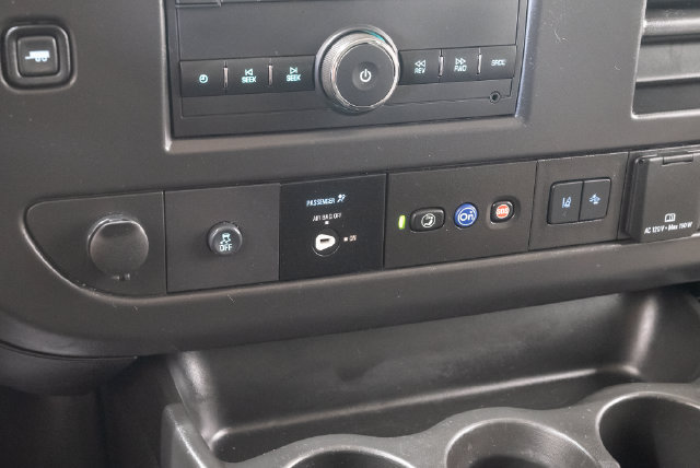 Used 2025 Chevrolet Express 3500 LT w/ LT Preferred Equipment Group RWD image 17
