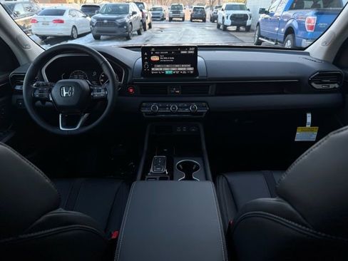 New 2025 Honda Pilot TrailSport image 30