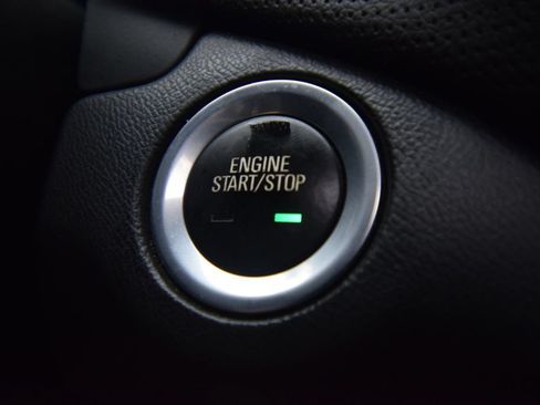 Used 2018 Chevrolet Equinox Premier AWD/4WD image 37
