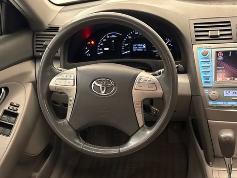 Used 2009 Toyota Camry Hybrid w/ Upgrade Pkg w/ Navigation FWD image 13