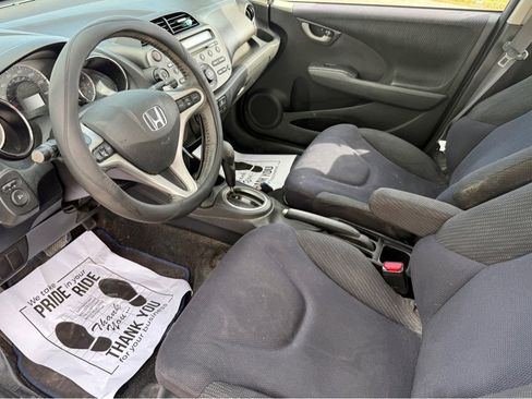Used 2013 Honda Fit Sport image 9