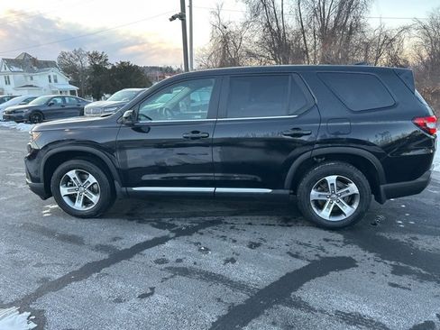 Certified 2024 Honda Pilot EX-L image 8