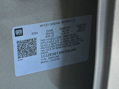 Used 2024 Chevrolet Malibu LT image 29