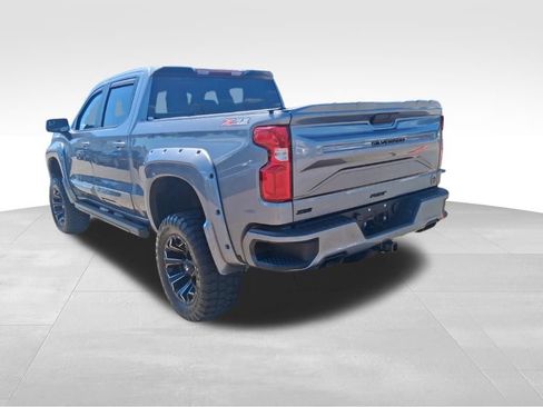 Used 2022 Chevrolet Silverado 1500 RST AWD/4WD image 3