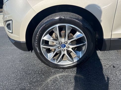 Used 2017 Ford Edge Titanium w/ Equipment Group 301A FWD image 31