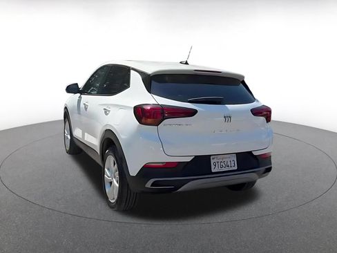 Used 2025 Buick Encore GX Preferred FWD image 11
