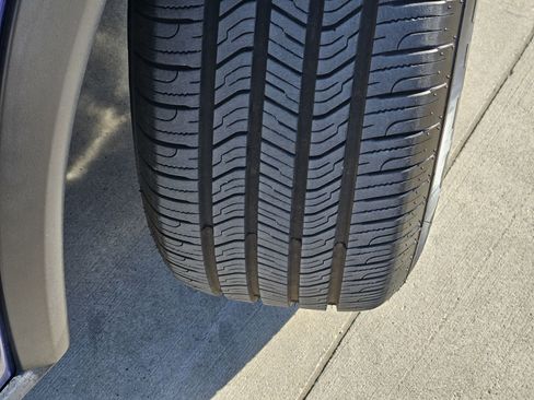 Used 2023 Nissan Rogue SV image 13