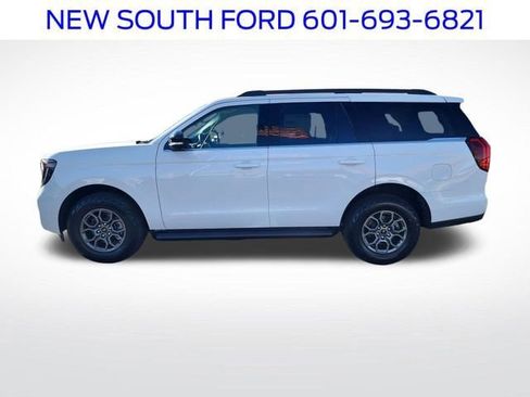 New 2026 Ford Expedition Active image 10